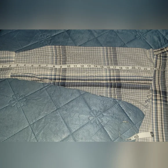 Ralph Lauren Blue and White Checkered Button Up Dress Shirt. Mens Size LG. - Picture 6 of 8